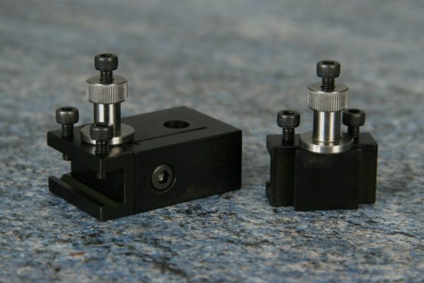 RG43 Quick change tool post includes 1x plain holder and 1x vee holder